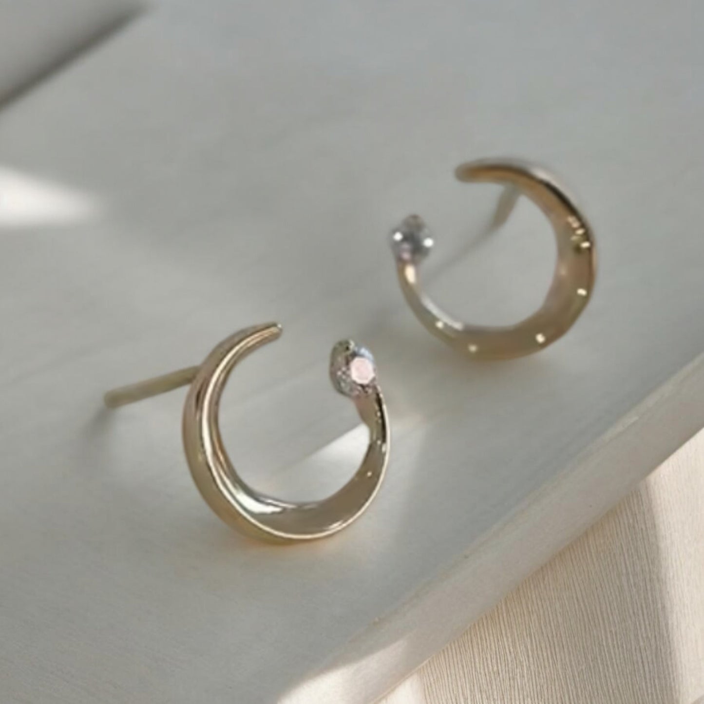 009 Sterling Silver Celestial Moon Earring
