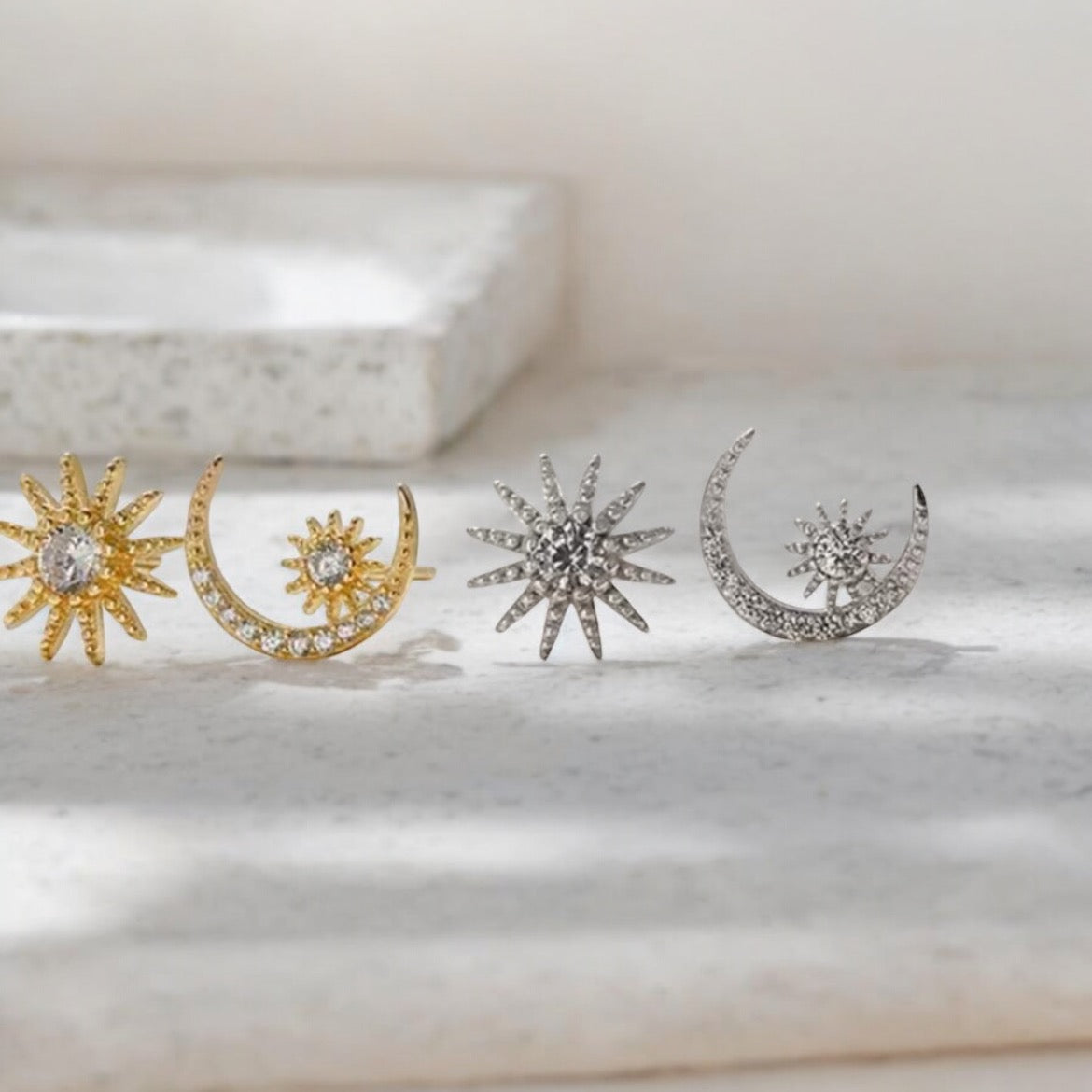 008 Mismatch Moon Star Earring