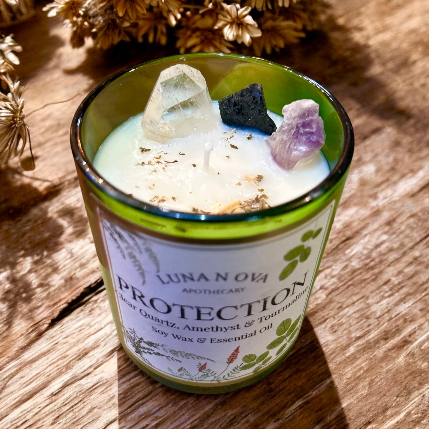 LUNA NOVA Apothecary Candle - Protection