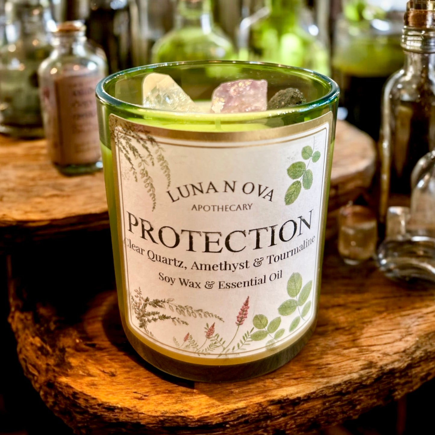 LUNA NOVA Apothecary Candle - Protection