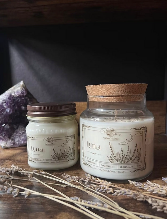 Moon Den Candle - Luna