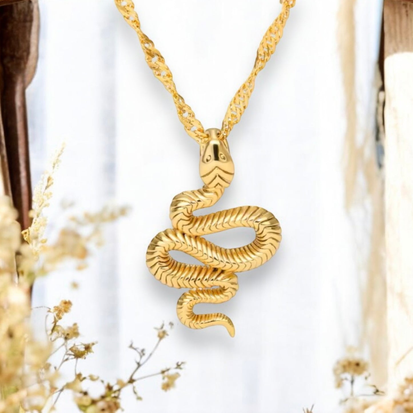 029 Swimming Snake Necklace