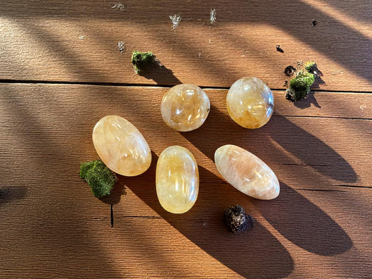 Yellow Hematoid Crystal Palm Stone