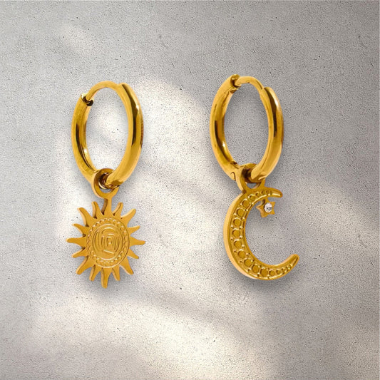 091 Mismatched Moon Sun Earring